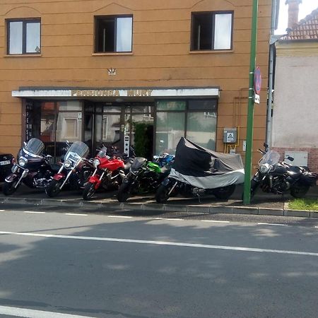 Pensiunea Mury Braşov Exteriör bild